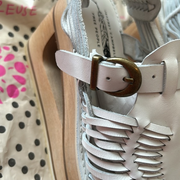 Jeffrey Campbell Free People White Wedge Sandals - Size 8 - Worn once - Picture 6 of 14